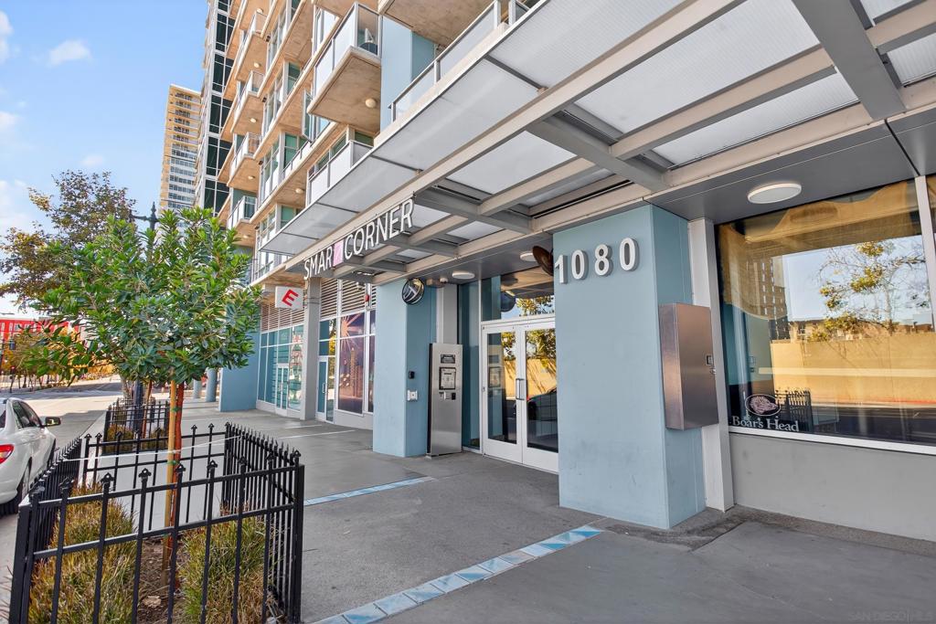 Downtown - Residential Lease