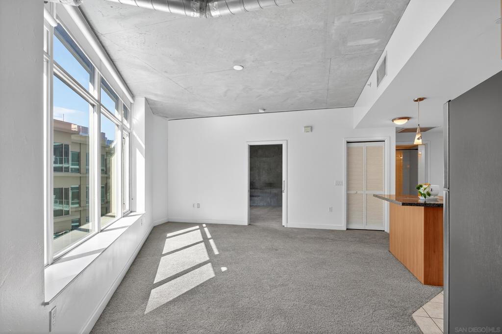 Downtown - Residential Lease