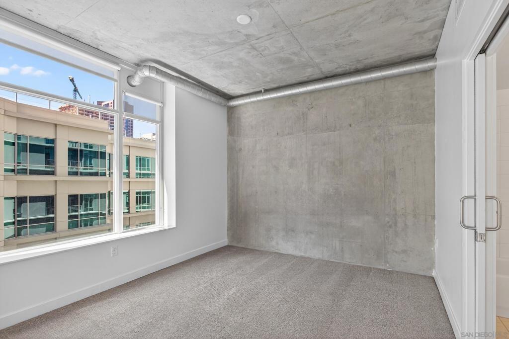 Downtown - Residential Lease
