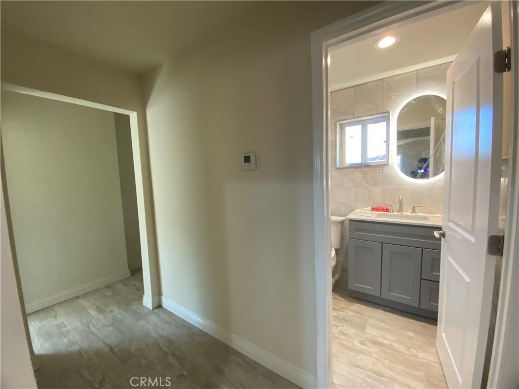 1727 W Santa Ana Boulevard