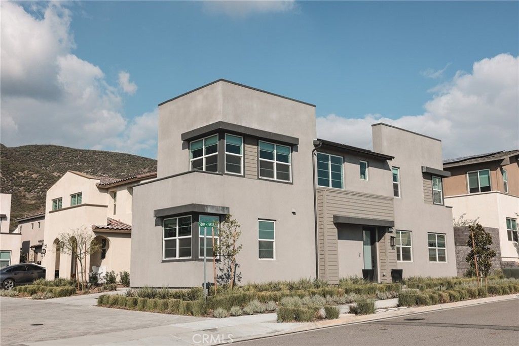 Photo of 15818 Caterpillar dr, Fontana, CA 92336 (MLS # CV25282455)