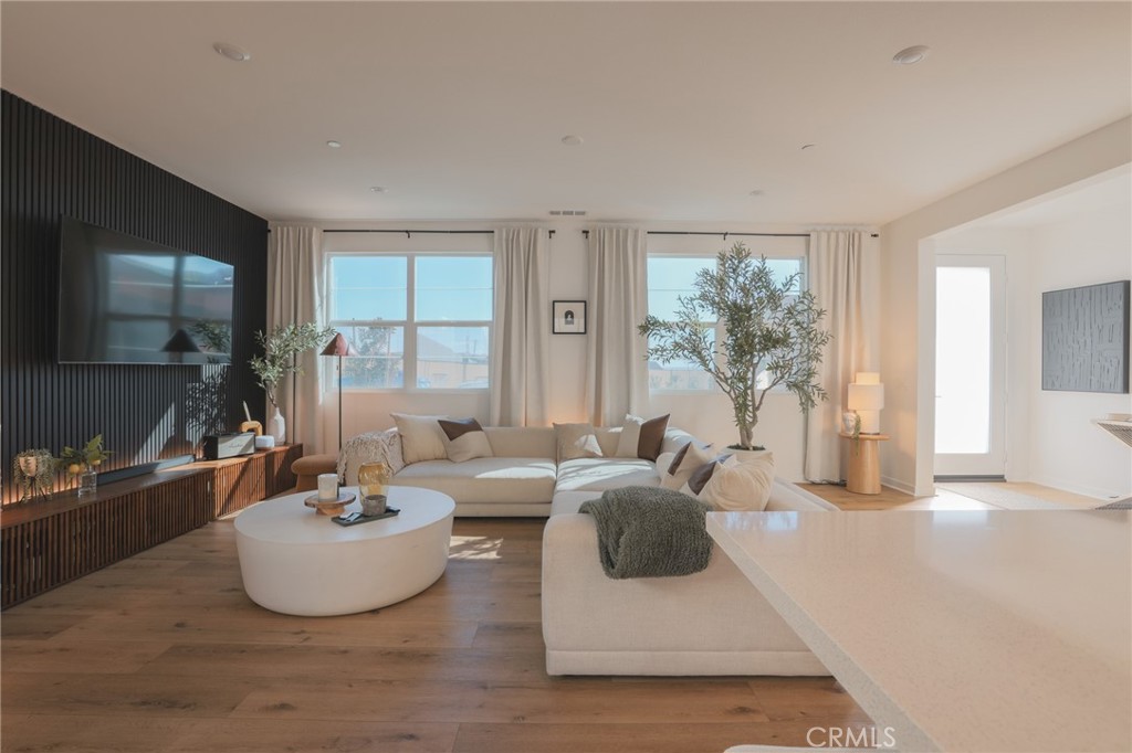 15818 Caterpillar dr