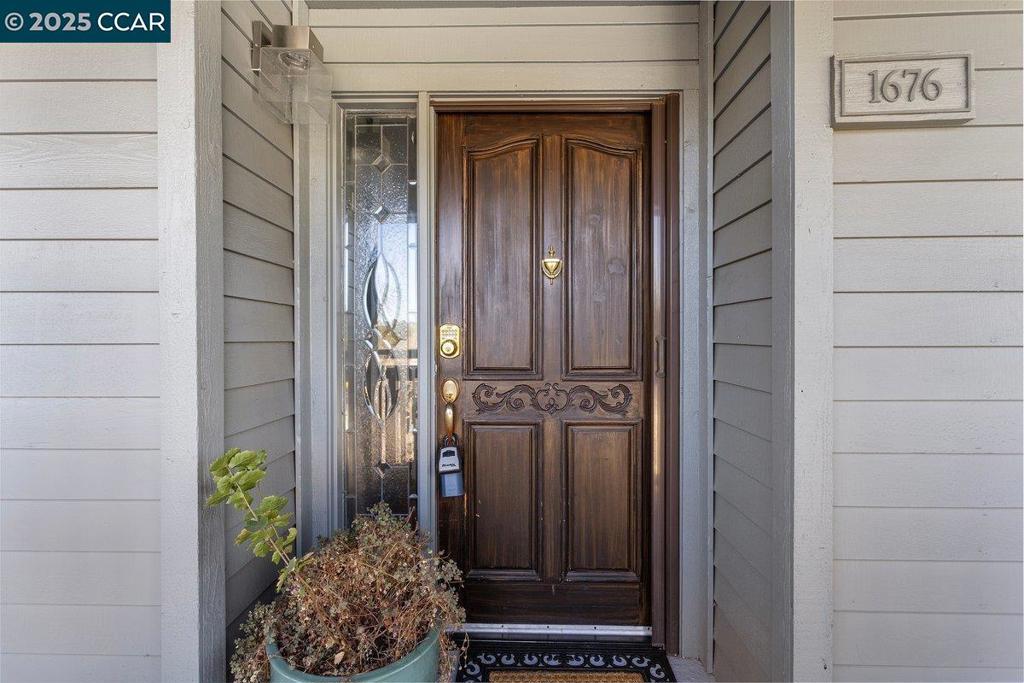 1676 San Miguel Dr
