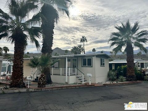 Photo of 19 Garfield Drive, Cathedral City, CA 92234 (MLS # 26642781PS)