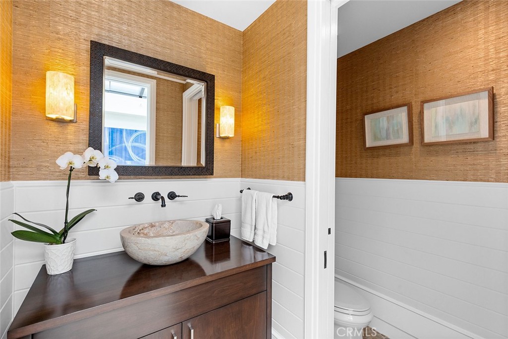 Emerald Bay (EB) - Residential Lease