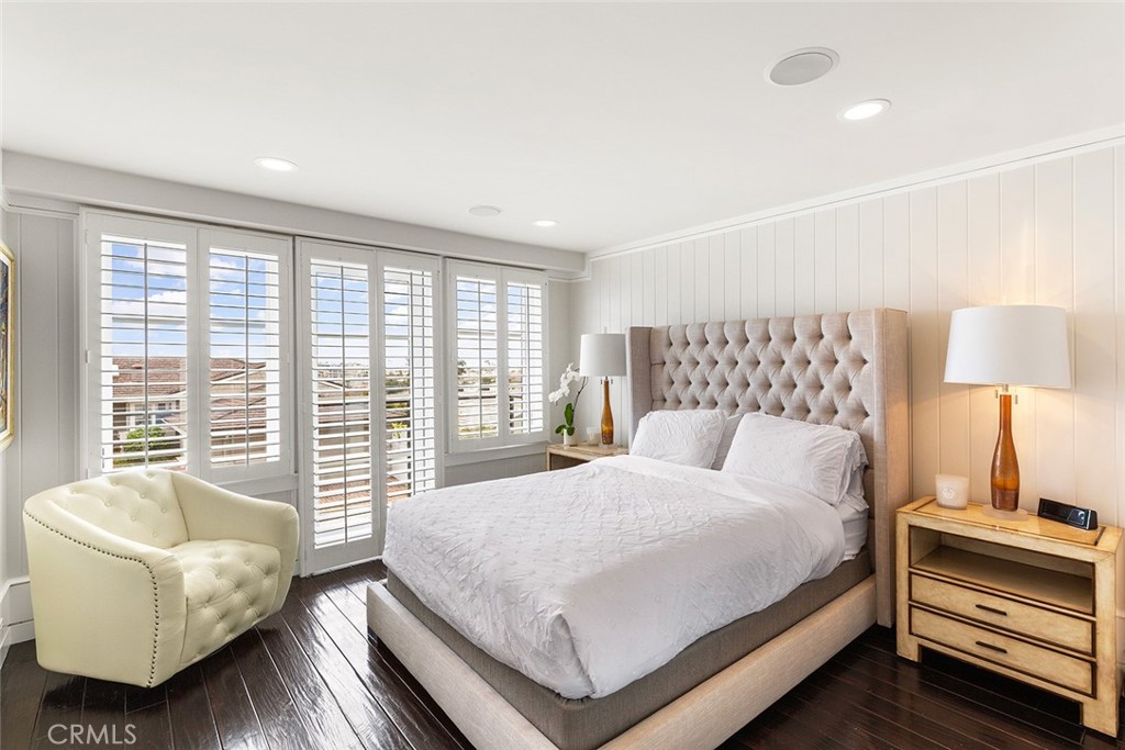 Emerald Bay (EB) - Residential Lease