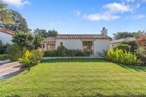 Photo of 10636 Ayres Avenue, Los Angeles, CA 90064 (MLS # SB25247001)