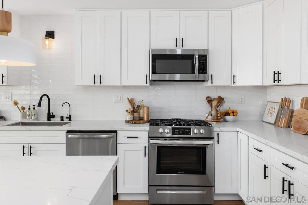 Mira Mesa - Residential