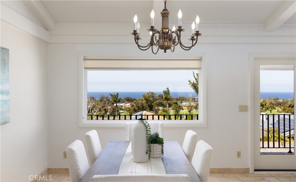 318 Avenida Costanso