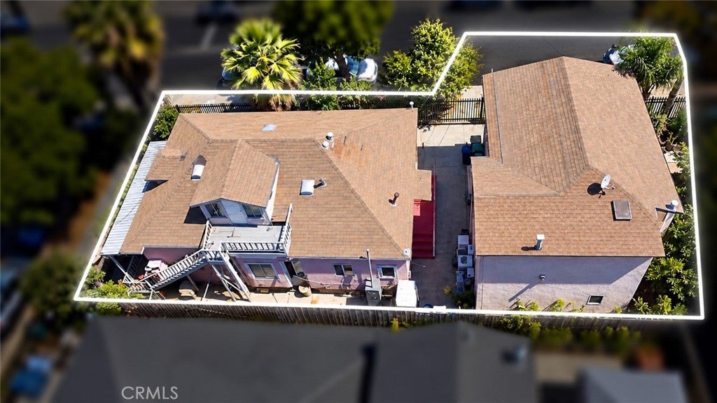 122 N Fickett St