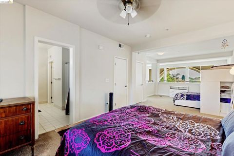 Tiny photo for 88 88 E 6Th St St #215, Pittsburg, CA 94565 (MLS # 41126354)