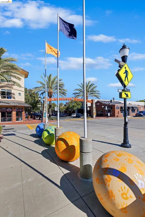 Tiny photo for 88 88 E 6Th St St #215, Pittsburg, CA 94565 (MLS # 41126354)