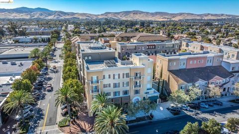 Tiny photo for 88 88 E 6Th St St #215, Pittsburg, CA 94565 (MLS # 41126354)