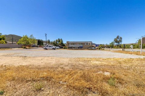 8069 Mission George 1 Santee CA 92071