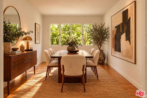 Photo of 5314 1/2 Village Grn, Los Angeles, CA 90016 (MLS # 26840543)