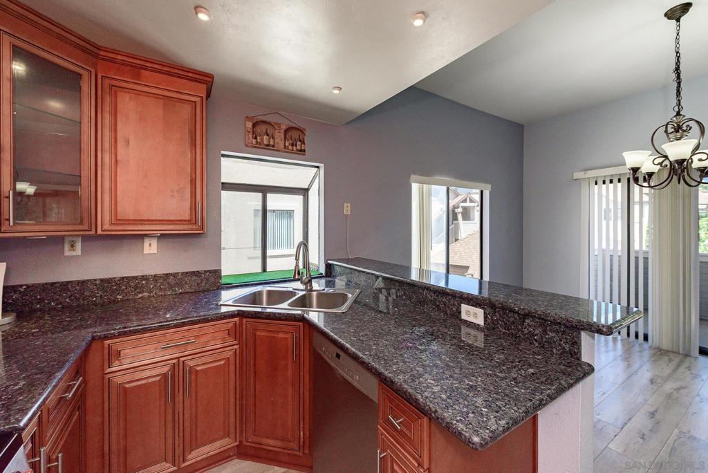 4639 Executive Drive 54