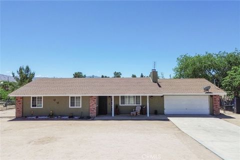 18353 Hackberry Street Hesperia CA 92345