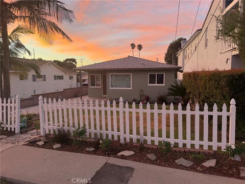 Photo of 1027 Avenue C, Redondo Beach, CA 90277 (MLS # SB26183783)