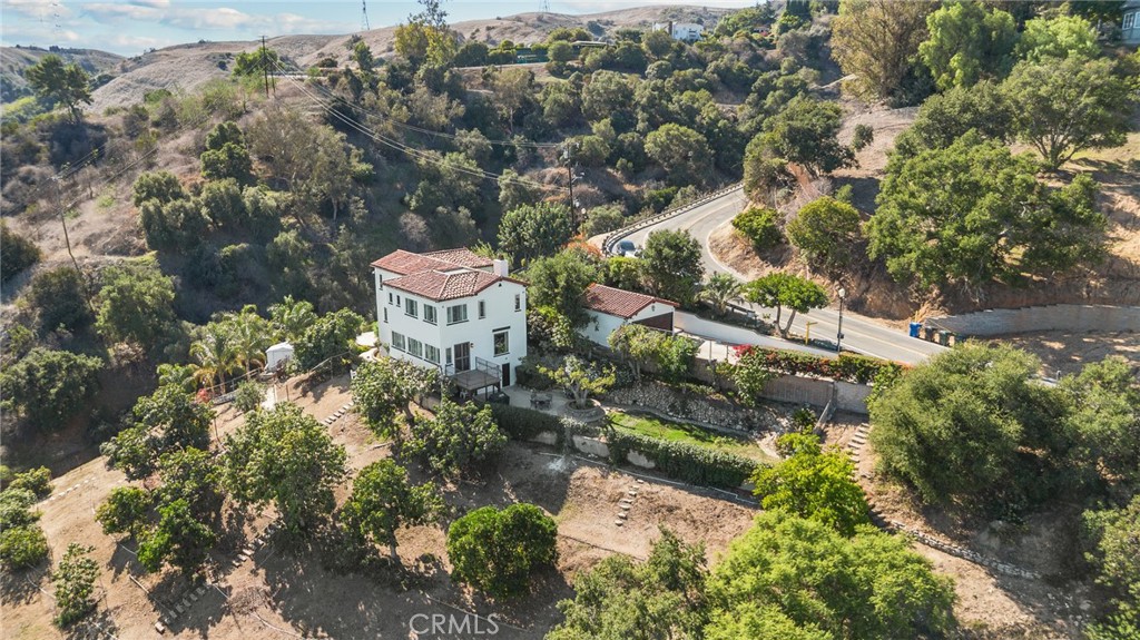 3076 Turnbull Canyon