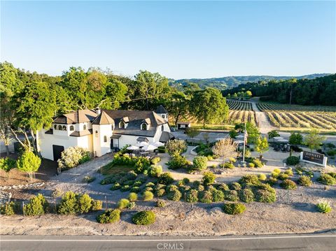 Tiny photo for 2720 Oak View, Templeton, CA 93465 (MLS # NS26083063)