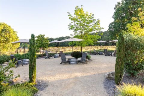 Tiny photo for 2720 Oak View, Templeton, CA 93465 (MLS # NS26083063)