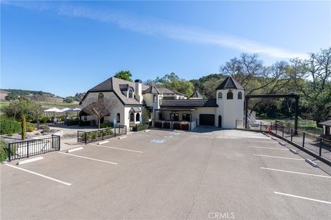 Tiny photo for 2720 Oak View, Templeton, CA 93465 (MLS # NS26083063)