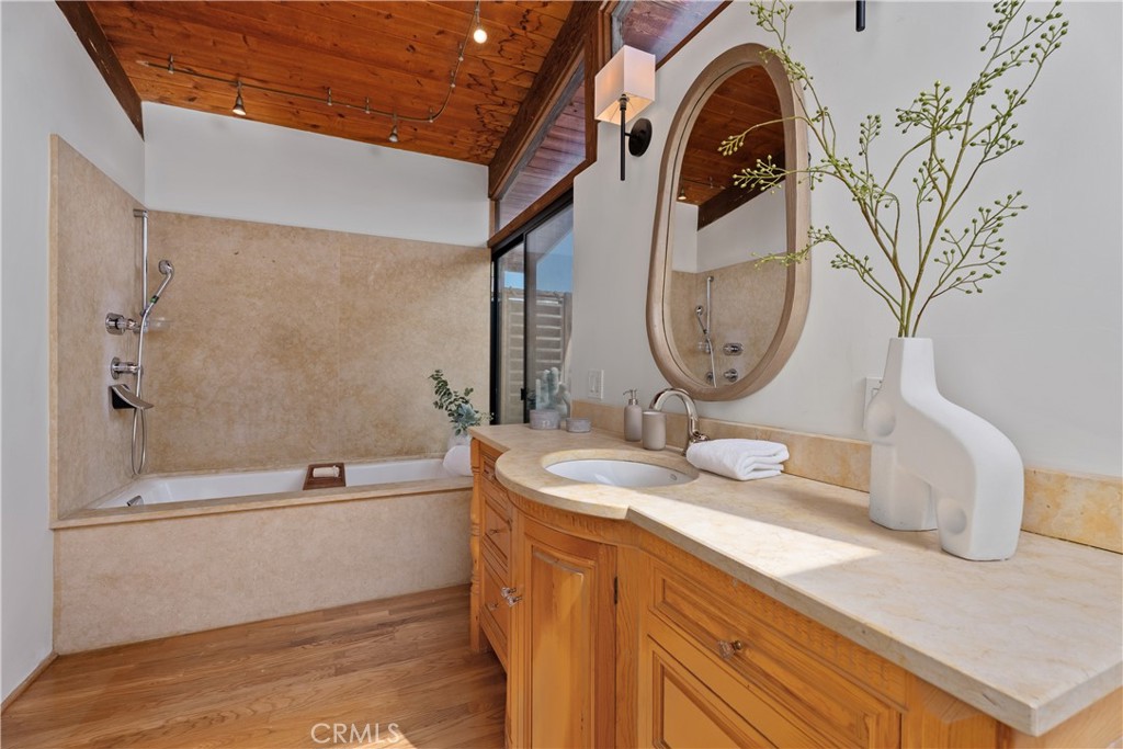 Rancho Laguna (RL) - Residential