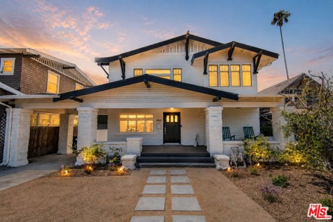 Photo of 4530 W Washington Boulevard, Los Angeles, CA 90016 (MLS # 26901423)