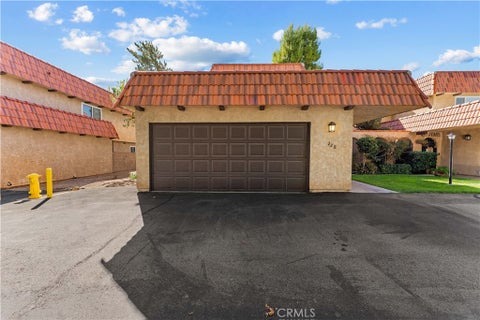 Photo of 228 Shirley Lane, Palmdale, CA 93551 (MLS # SR26231460)