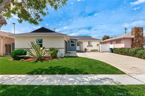 Photo of 13103 Purche Ave, Gardena, CA 90249 (MLS # CV26087883)