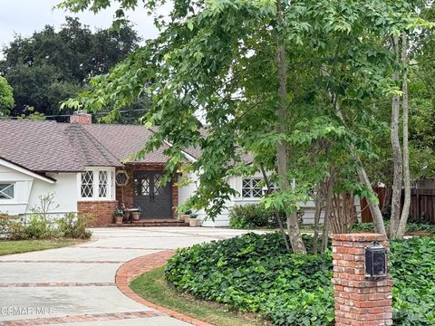 Photo of 20550 De Forest Street, Woodland Hills, CA 91364 (MLS # 226002269)