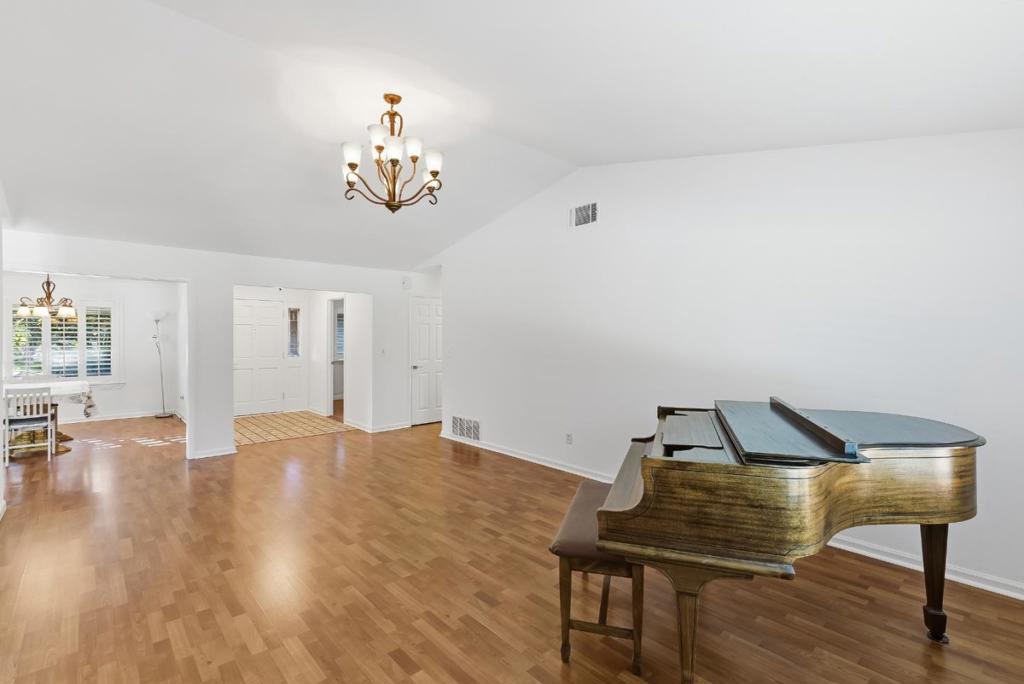 50 Nottingham Pl Place