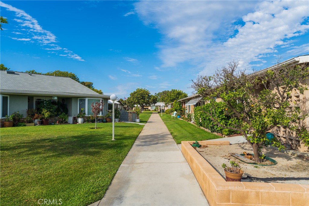 1681 Tam 0'Shanter Road 10J M12