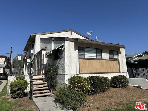 Photo of 1001 Orange Grove Avenue, Glendale, CA 91205 (MLS # 26646765)