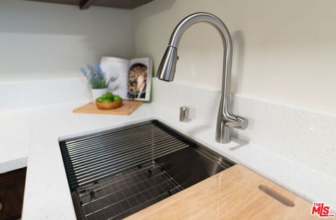 Tiny photo for 6150 Buckingham Pkwy #107, Culver City, CA 90230 (MLS # 26660999)