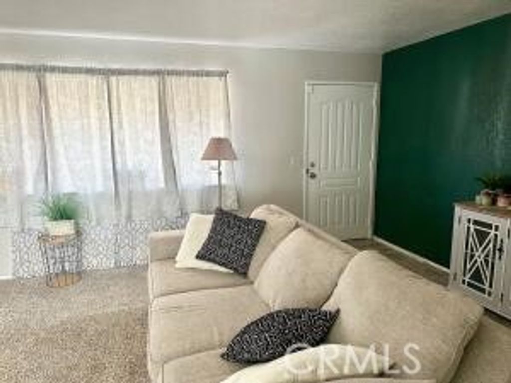 Photo of 41331 156th St E, Lancaster, CA 93535 (MLS # SR25242739)