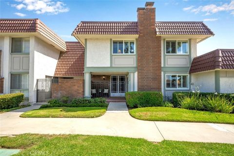 6572 Mcnutt Way Cypress CA 90630