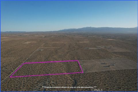 Photo of 19 AC Eaby Road, Phelan, CA 92371 (MLS # HD25055943) Photo of 19 AC Eaby Road, Phelan, CA 92371 (MLS # HD25055943)