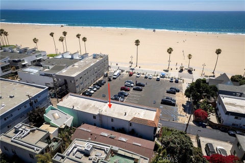 Photo of 18 Sunset AVE, Venice, CA 90291 (MLS # SR26162423)