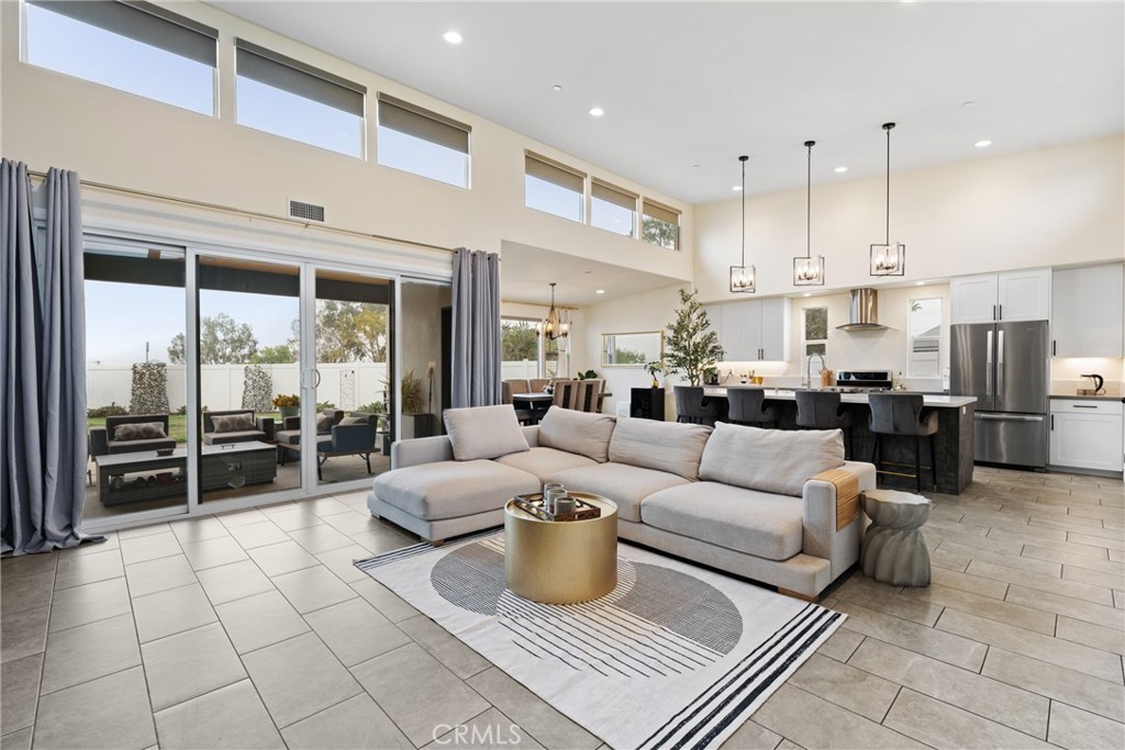 1248 Holly Lane