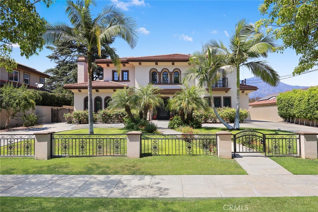 1025 El Sur Avenue