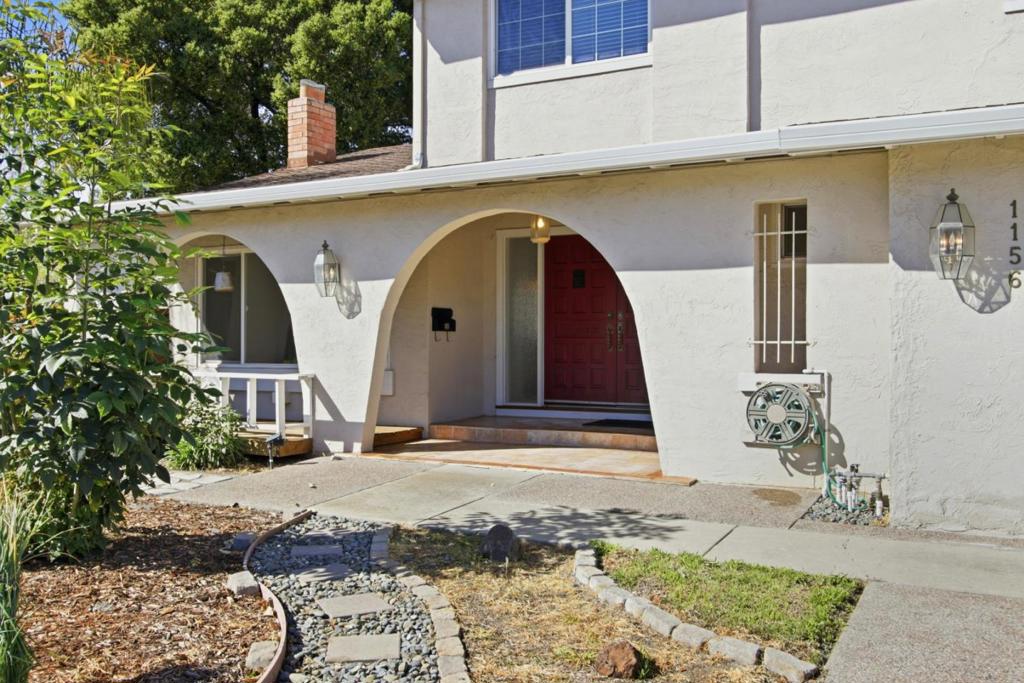 1156 Lansdale Court