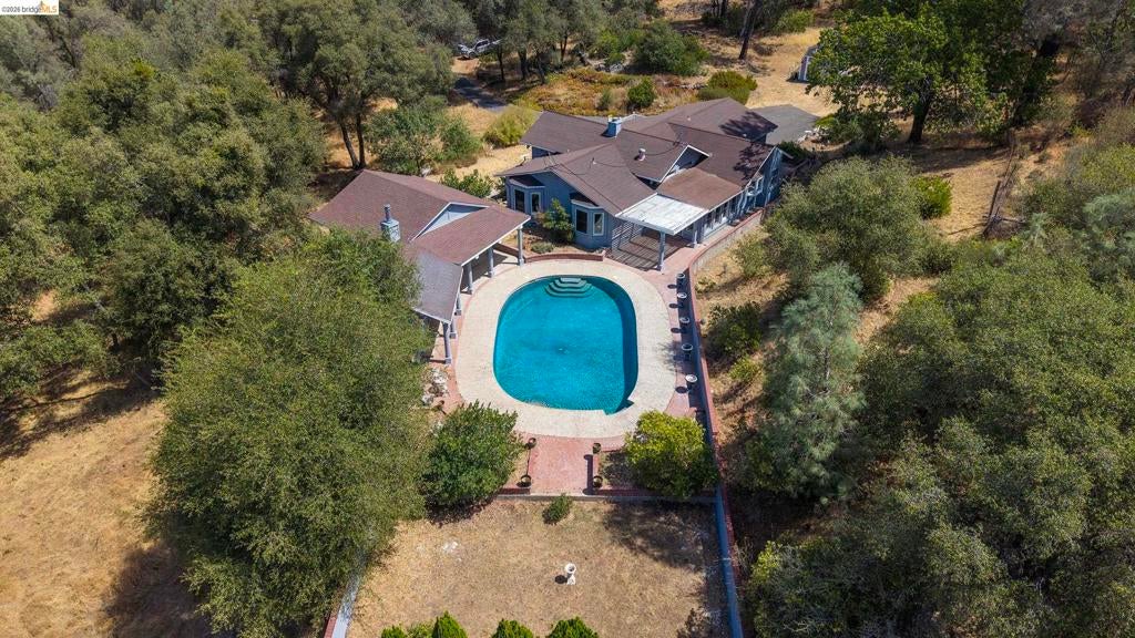 17910 Dolores Ln