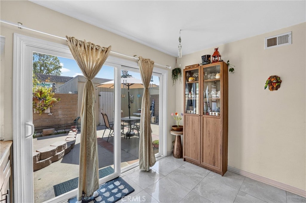 18237 Solano River Court, Fountain Valley CA 92708 - Photo 18