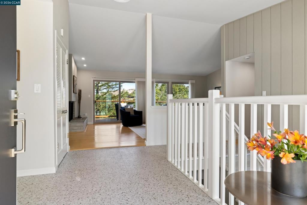 158 Fairfield Pl