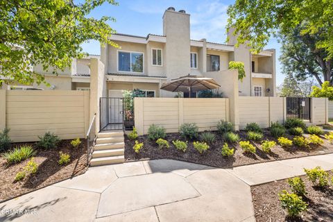 Photo of 1928 Stow Street, Simi Valley, CA 93063 (MLS # 226002186)