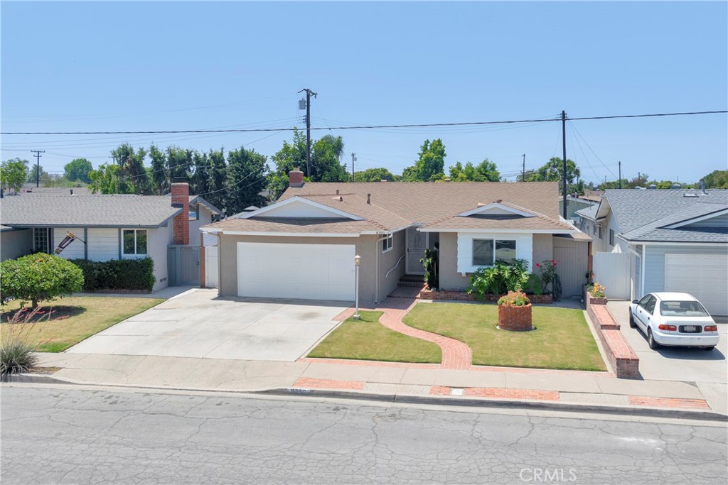 8350 E Blithedale