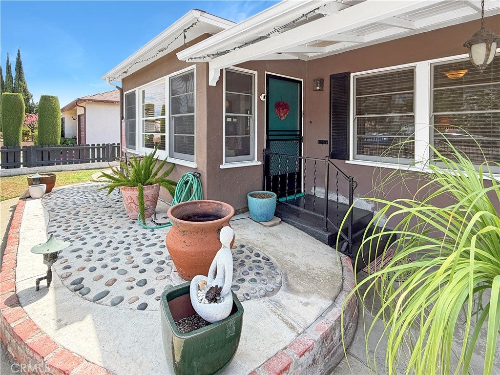 3618 E Del Mar Boulevard