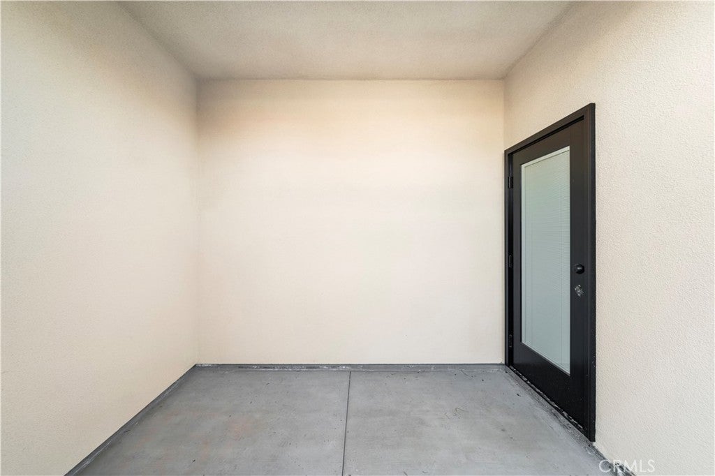 Properties 4 7692 9th Street 103