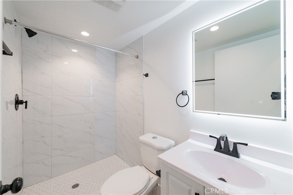 Properties 3 5621 La Mirada Avenue